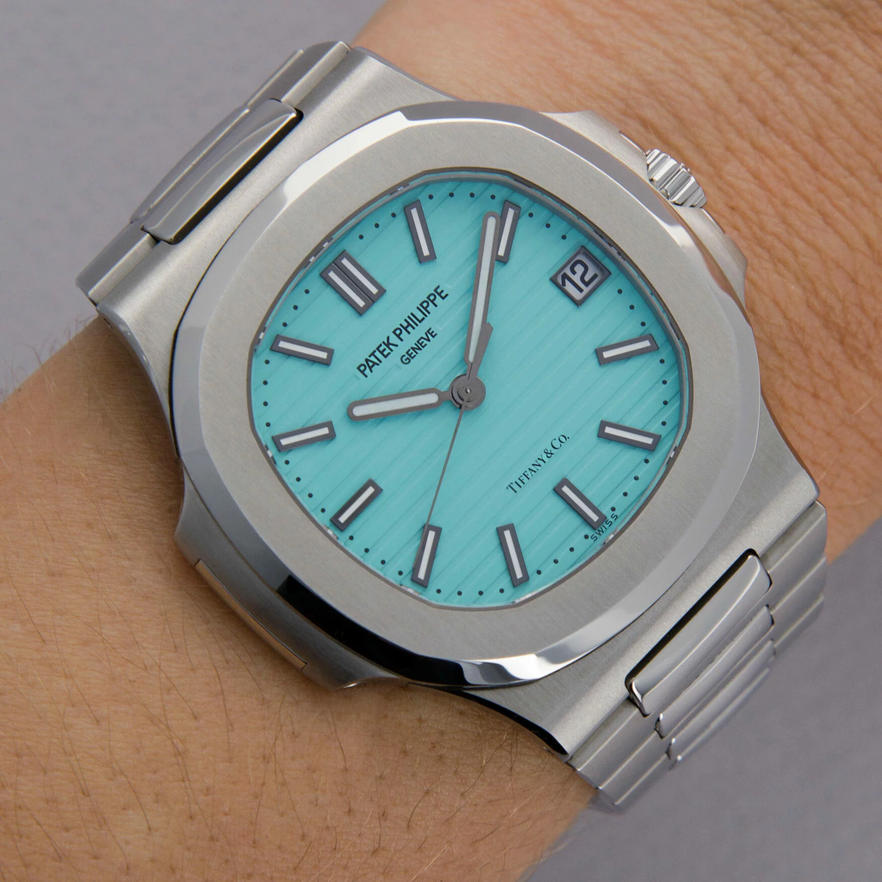 Loupe This is set to auction off the ultimate hypebeast Tiffany Blue 1:1 replica Patek Philippe Nautilus 5711 – here’s why that’s worth paying attention to